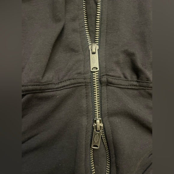 Free People Movement Dark Gray Zip up jacket Size Small new with tags! - Picture 3 of 15